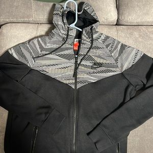 Nike Zip Up Hoodie
